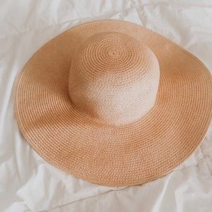 NWOT J. Crew floppy beach straw hat